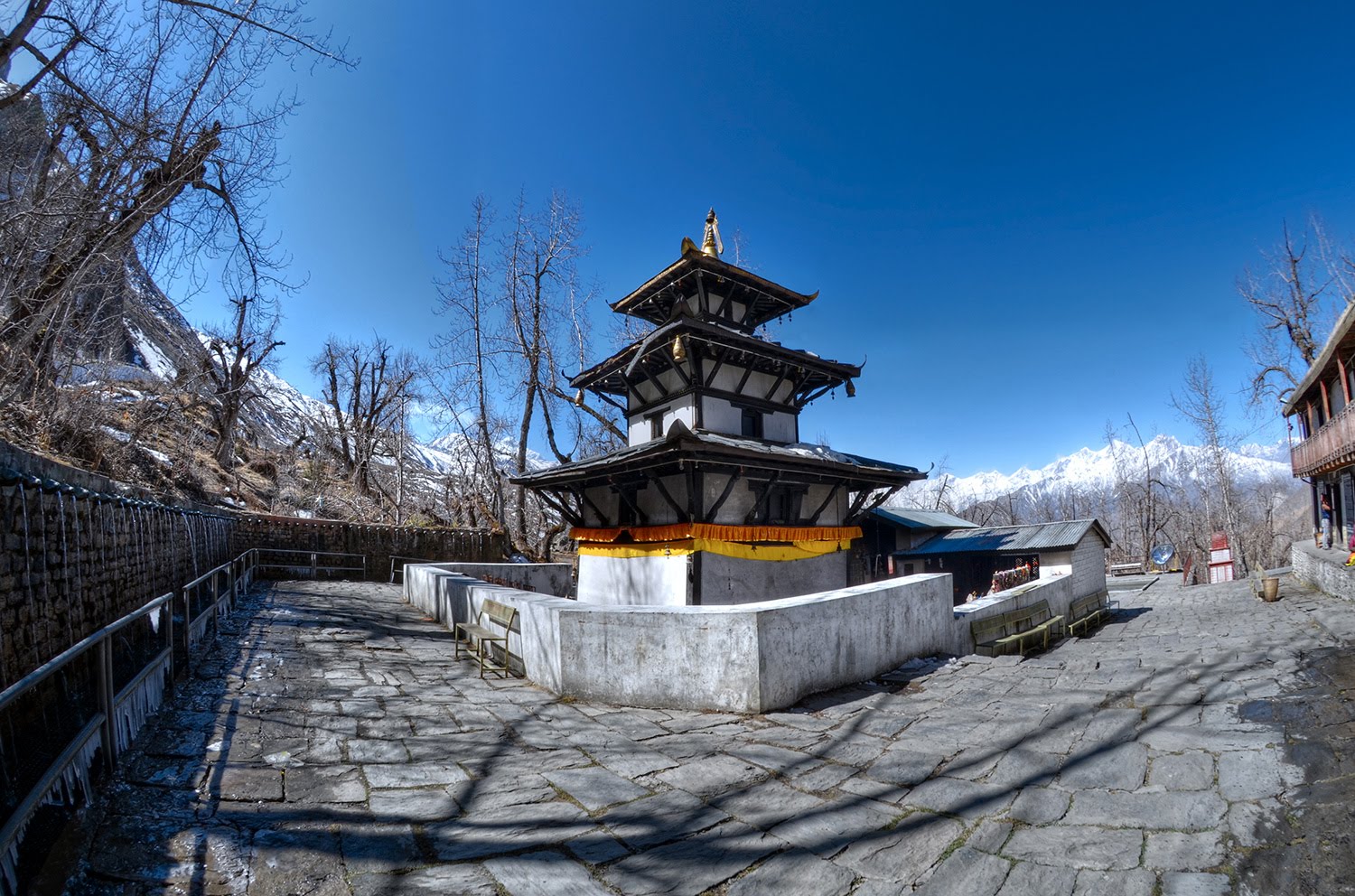 Thorung Phedi to Muktinath (5416m) duration (around 8 hrs)